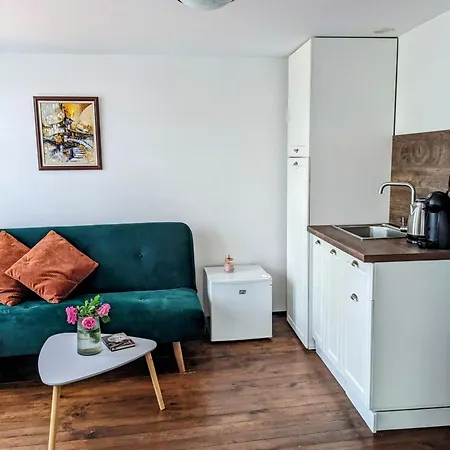 Honey I'm * Veliko Tarnovo