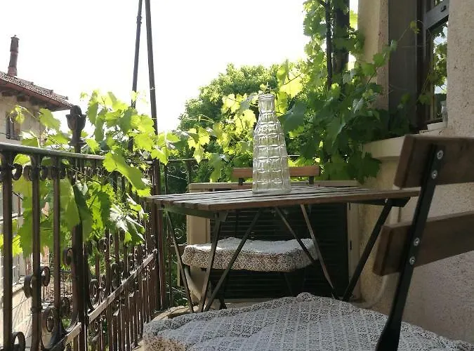 Honey I'm Veliko Tarnovo